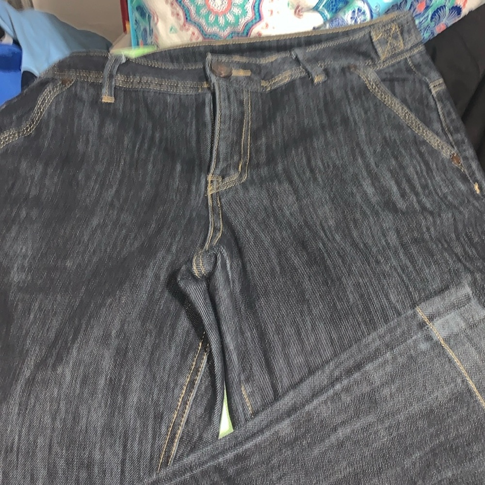 JW- woman’s jeans